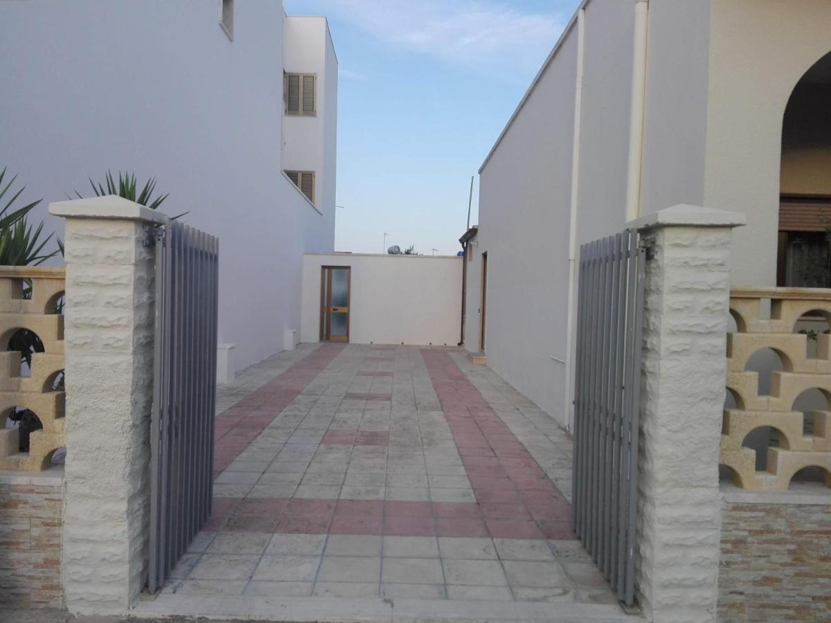 Casa Vacanze Da Lui' ตอร์เลลาปิลโล ภายนอก รูปภาพ